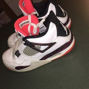 Jordan retro 4s